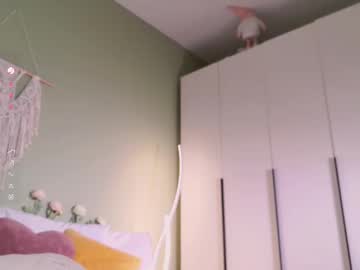 Rinassecret Chaturbate stream image from October 09, 2025
