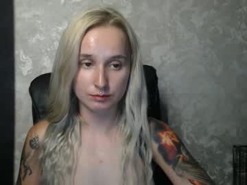 Stephiepink Chaturbate stream image from October 09, 2025