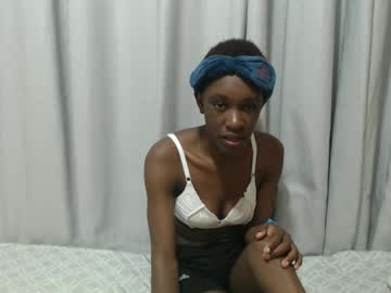 Itslaynne Chaturbate stream image from October 09, 2025