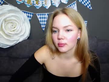 Stellalights Chaturbate stream image from October 09, 2025