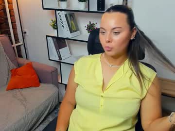 Auraheat Chaturbate stream image from October 09, 2025