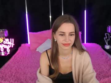 Stellahoneywell Chaturbate stream image from October 09, 2025