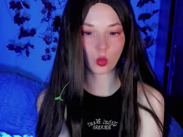 Smallimpmeili Chaturbate stream image from October 09, 2025