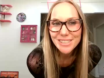 Annadelrae444 Chaturbate stream image from October 09, 2025