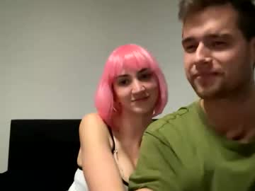 Coochieandcream Chaturbate stream image from October 09, 2025
