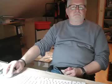 Toto758 Chaturbate stream image from October 09, 2025