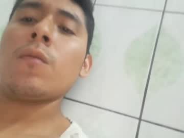 Basic2001 Chaturbate stream image from October 10, 2025