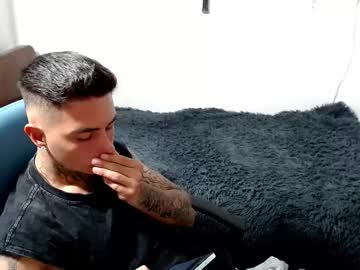 Santi_Ss Chaturbate stream image from October 10, 2025