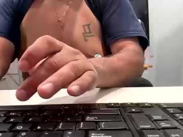Frankyjones8989 Chaturbate stream image from October 10, 2025