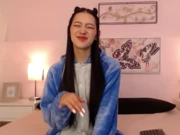 Sara17_ Chaturbate stream image from October 10, 2025