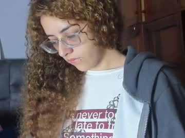 Isangel_ Chaturbate stream image from October 10, 2025