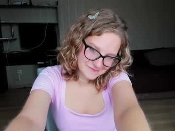 Bloomi_Lum Chaturbate stream image from October 10, 2025