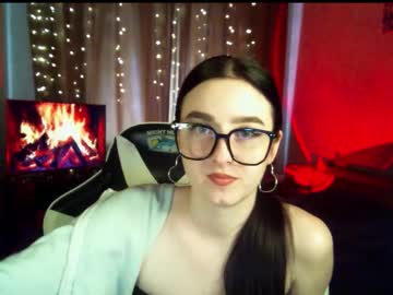 Krisbadass Chaturbate stream image from October 10, 2025