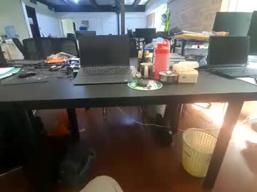 Bighdasehzada Chaturbate stream image from October 10, 2025