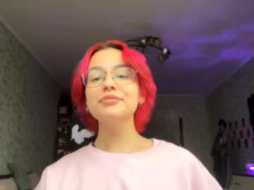 Orahisle Chaturbate stream image from October 10, 2025