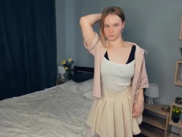 Roxysaults Chaturbate stream image from October 10, 2025