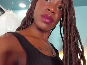 Michellepose Chaturbate stream image from October 10, 2025