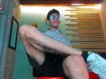 Daviid_Huge Chaturbate stream image from October 10, 2025