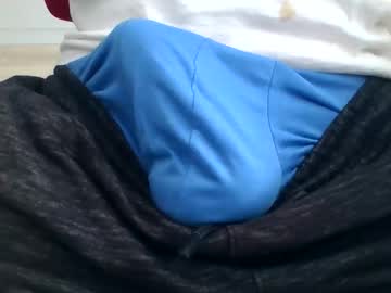Giovaa23 Chaturbate stream image from October 10, 2025