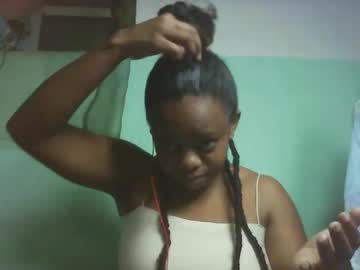 Larissa645771 Chaturbate stream image from October 10, 2025