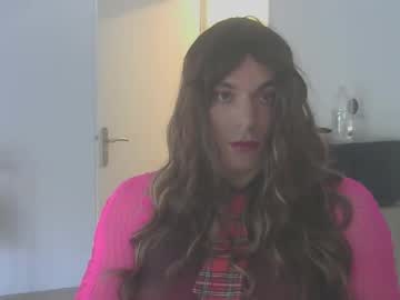 Sandraclara Chaturbate stream image from October 10, 2025