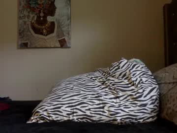 Laxleabonxxx Chaturbate stream image from October 10, 2025