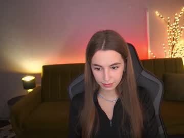 Stellahoneywell Chaturbate stream image from October 10, 2025