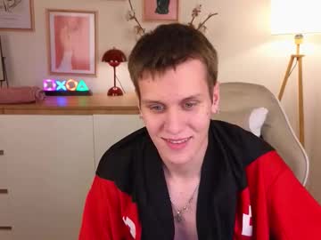 Hun1er_Steele Chaturbate stream image from October 10, 2025