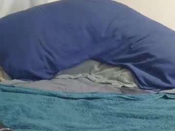Juicygina_ Chaturbate stream image from October 10, 2025