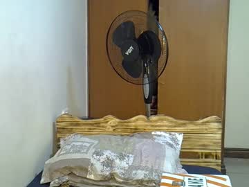 Moh_Sexy Chaturbate stream image from October 10, 2025