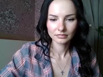 Monparis_Dream Chaturbate stream image from October 10, 2025