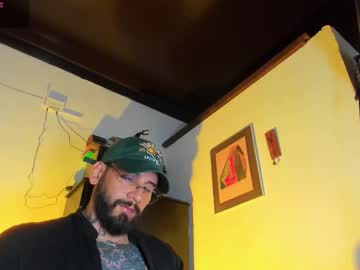 Camilomayer Chaturbate stream image from October 10, 2025