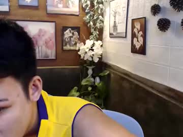 Urasiancumboix2 Chaturbate stream image from October 10, 2025