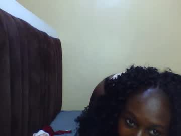 Nutgal_ Chaturbate stream image from October 10, 2025