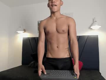 Cosmicbi21 Chaturbate stream image from October 10, 2025
