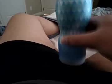 Yourking09 Chaturbate stream image from October 10, 2025