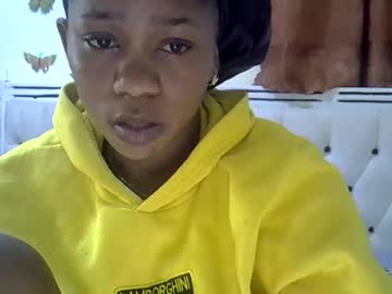 Annaelle234 Chaturbate stream image from October 10, 2025