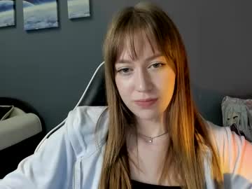 Polihoney Chaturbate stream image from October 10, 2025