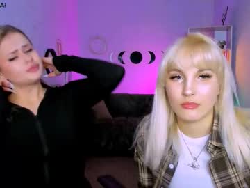 Yuna_Etoile Chaturbate stream image from October 10, 2025