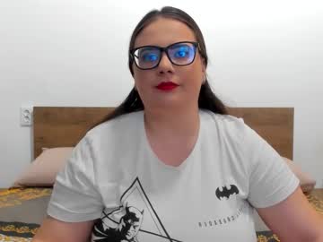 Amiravyxen Chaturbate stream image from October 10, 2025