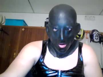 Luis2423 Chaturbate stream image from October 10, 2025