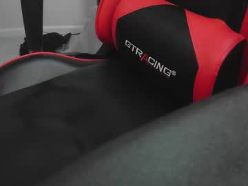 Benx12123 Chaturbate stream image from October 10, 2025