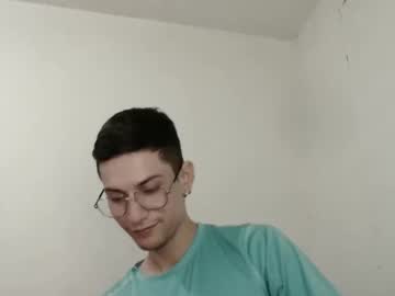 Felipe227 Chaturbate stream image from October 10, 2025