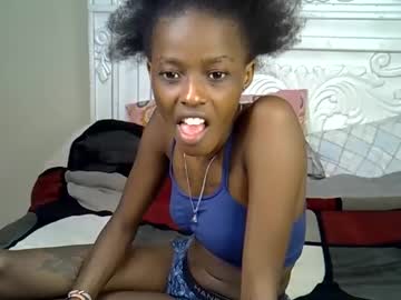 Prettybunnny Chaturbate stream image from October 11, 2025
