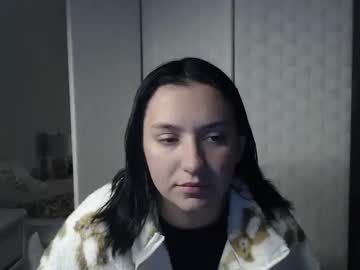 Heyitspiper Chaturbate stream image from October 11, 2025