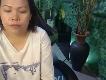 Pinaymistress1983 Chaturbate stream image from October 11, 2025