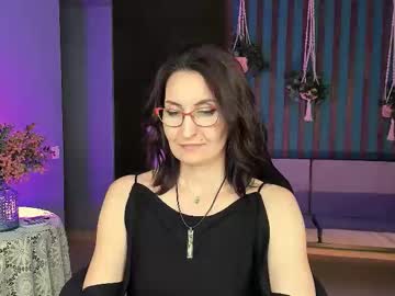 Unatera Chaturbate stream image from October 11, 2025