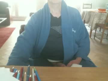 Kisslog1 Chaturbate stream image from October 11, 2025