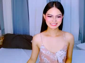 Brownsausageroberta Chaturbate stream image from October 11, 2025
