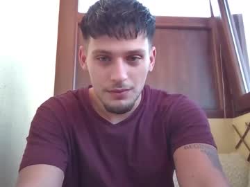 Roberto_Twink1 Chaturbate stream image from October 11, 2025